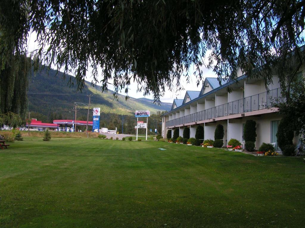Monashee Motel シカマス エクステリア 写真